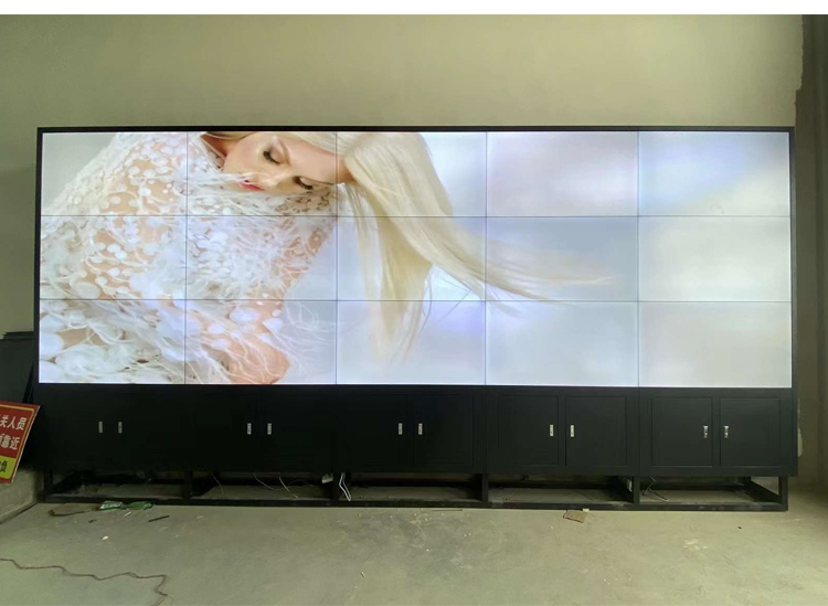 國(guó)慶七天忙，?液晶拼接屏，室內(nèi)全彩LED顯示屏交付使用